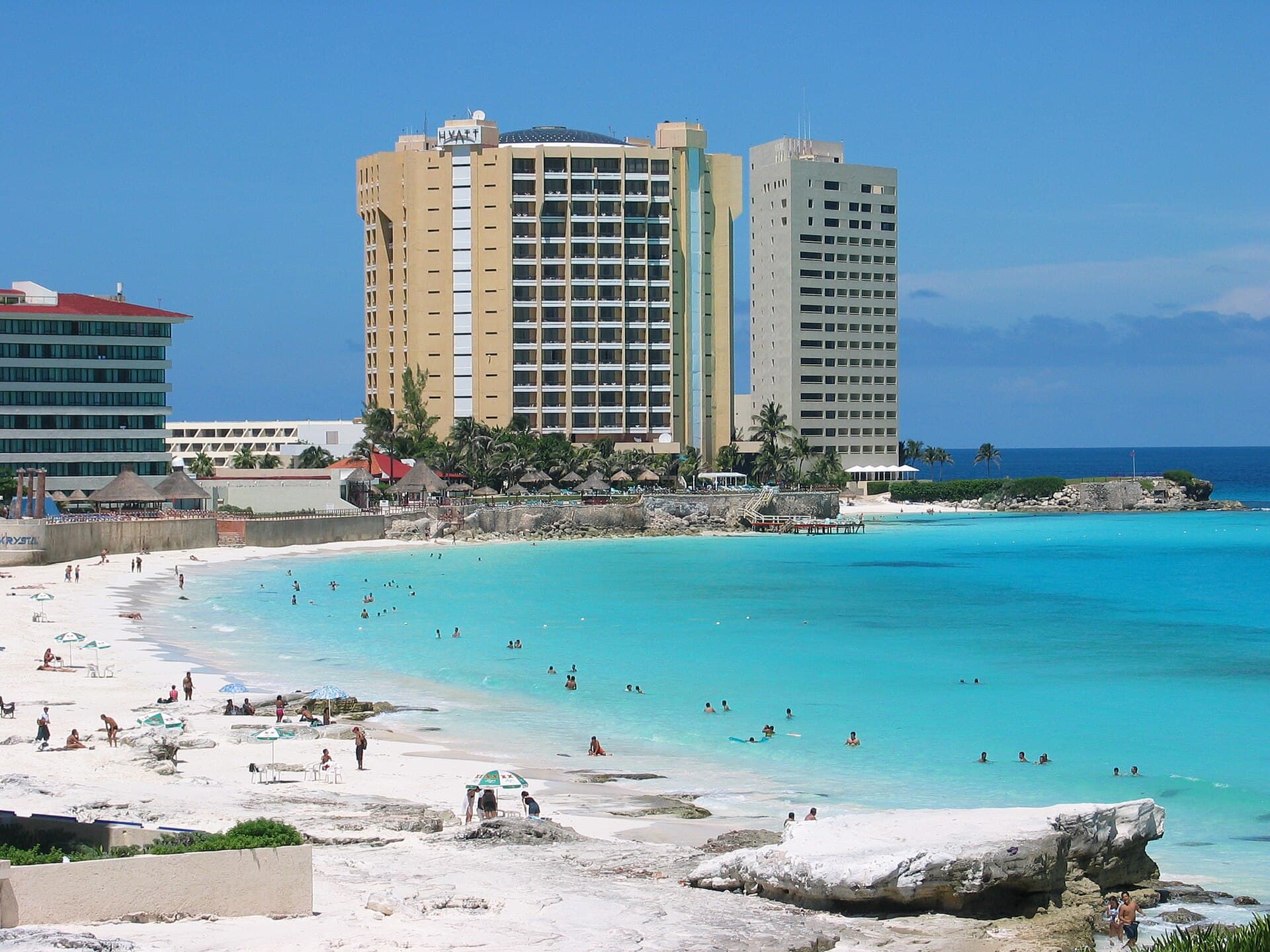 Cancún cityscape in travel-desk light